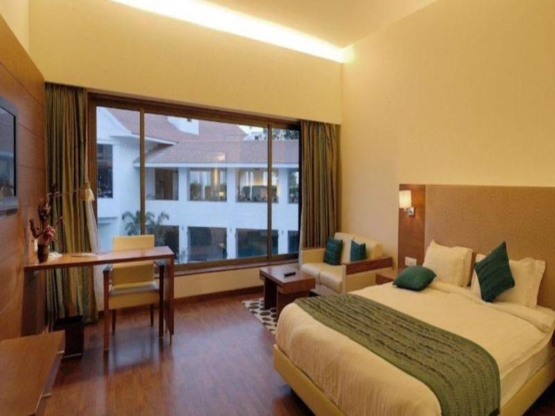 Club Mahindra Kensville Golf Resort Ahmedabad Exterior photo