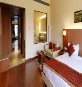 Club Mahindra Kensville Golf Resort Ahmedabad Exterior photo